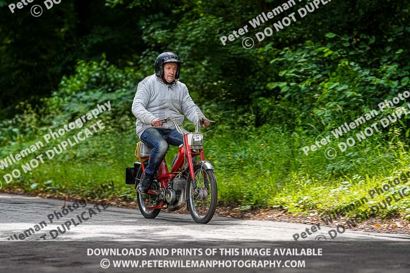 Vintage motorcycle club;eventdigitalimages;no limits trackdays;peter wileman photography;vintage motocycles;vmcc banbury run photographs